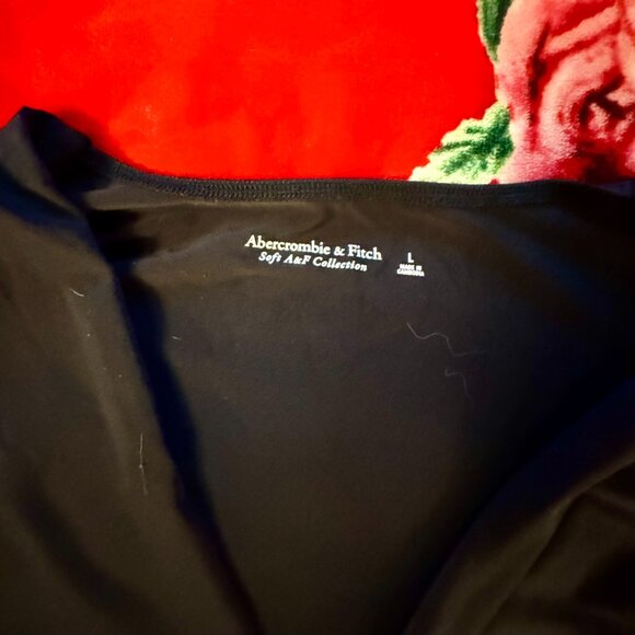 Abercrombie & Fitch Black Long Sleeve Deep V-Neck Bodysuit Soft A&F Collection - Picture 9 of 15